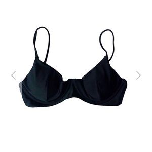 TROPEZ BIKINI TOP IN LIQUORICE BLACK